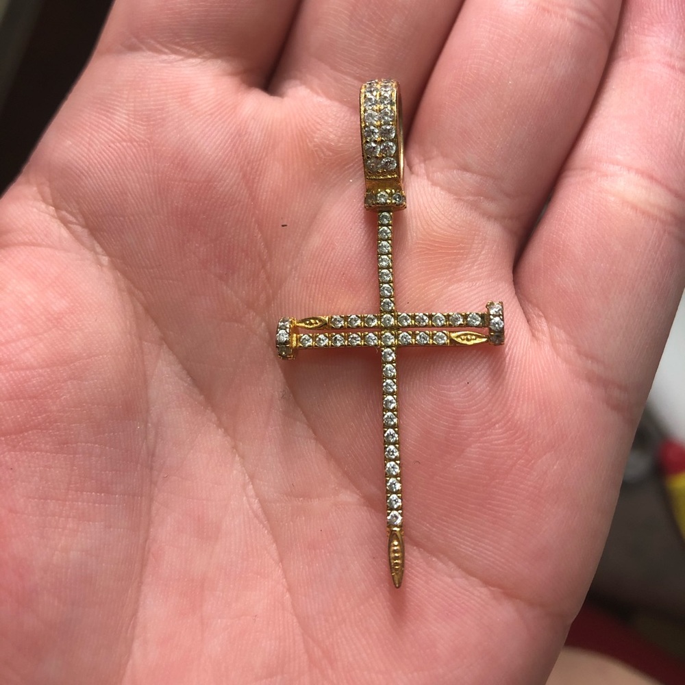 GLD cross pendant